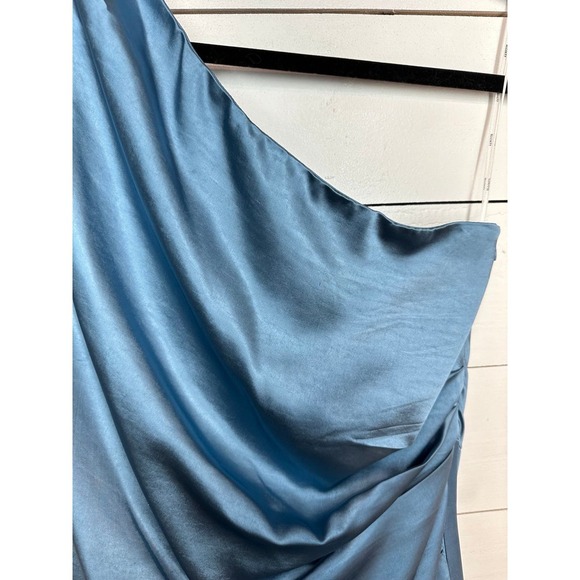 Elliatt XL One Shoulder High Slit Satin Cassini Dress in Baby Blue - Picture 16 of 16